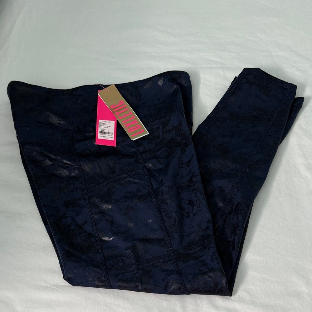 NWT Lilly Pulitzer Luxletic Leggings in "True Navy Shoreline Foil Size Large